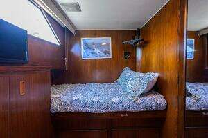 1991 Hatteras 78 Cockpit Motor Yacht thumbnail 27