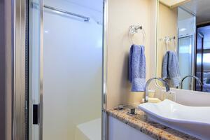 FOREVER YOUNG 78ft Hatteras Yacht For Sale