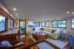 1991 Hatteras 78 Cockpit Motor Yacht thumbnail 46