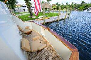 1991 Hatteras 78 Cockpit Motor Yacht thumbnail 49