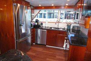 1986 Burger Flush Deck with Flybridge thumbnail 8