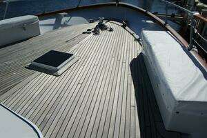 1986 Burger Flush Deck with Flybridge thumbnail 44