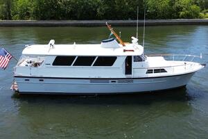 MY ALIBI 56ft Matthews Yacht For Sale
