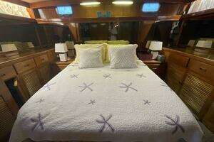 1987 Heritage East 40 Sundeck thumbnail 21
