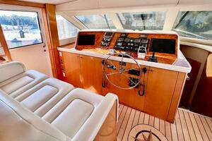 KRISTIN LEE 75’ - Main Deck Helm