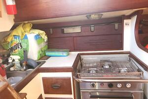MILEKA V 33ft Cape Dory Yacht For Sale