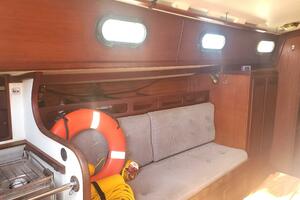MILEKA V 33ft Cape Dory Yacht For Sale