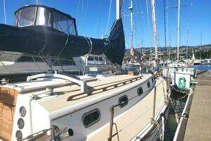 1987 Cape Dory 330 thumbnail 4