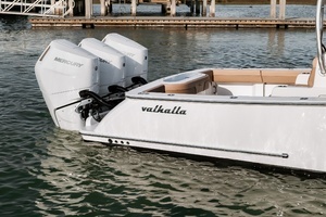 2020 Valhalla Boatworks V37 thumbnail 35