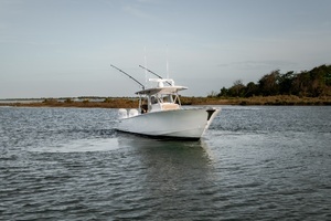 2020 Valhalla Boatworks V37 thumbnail 2