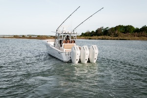 2020 Valhalla Boatworks V37 thumbnail 5