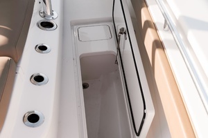 2020 Valhalla Boatworks V37 thumbnail 43
