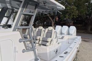 39FT (11.94M) INVINCIBLE