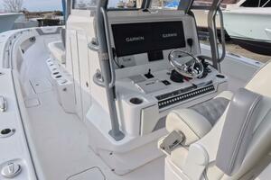 39FT (11.94M) INVINCIBLE