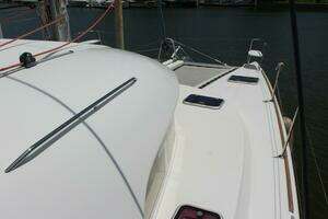 2010 Lagoon 380 thumbnail 5