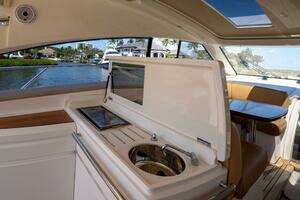 2008 Princess V53 thumbnail 13
