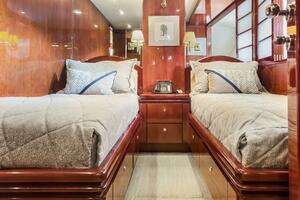2005 Ocean Alexander 80 motoryacht thumbnail 50