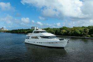 2005 Ocean Alexander 80 motoryacht thumbnail 76