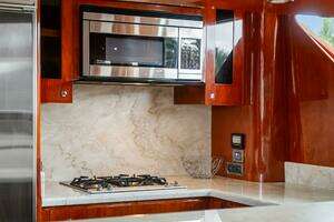 2005 Ocean Alexander 80 motoryacht thumbnail 21