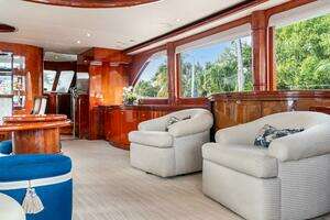 2005 Ocean Alexander 80 motoryacht thumbnail 29