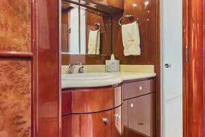 2005 Ocean Alexander 80 motoryacht thumbnail 47