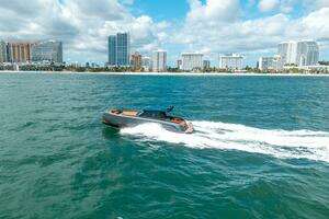 2022 Vanquish Yachts VQ45 thumbnail 35