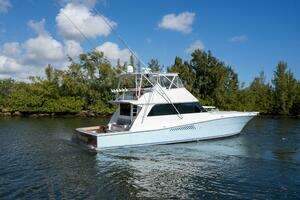 1998 Viking 58 Convertible thumbnail 4