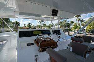 1998 Viking 58 Convertible thumbnail 55