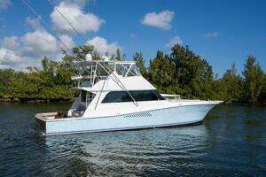 1998 Viking 58 Convertible thumbnail 3