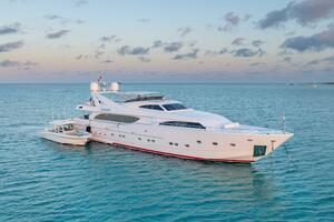 MAMBO 112ft Ferretti Yachts Yacht For Sale