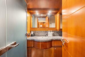 MAMBO 112ft Ferretti Yachts Yacht For Sale