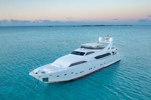 MAMBO 112ft Ferretti Yachts Yacht For Sale