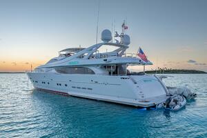 MAMBO 112ft Ferretti Yachts Yacht For Sale