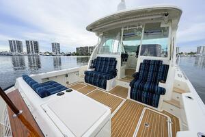 Hinckley 40X Renie Vie- Cockpit