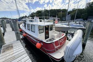 NOMAD 37ft Nordic Tugs Yacht For Sale