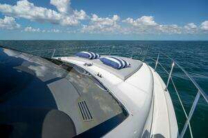 2001 Azimut 46 thumbnail 39