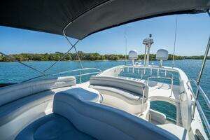 2001 Azimut 46 thumbnail 28
