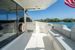 2001 Azimut 46 thumbnail 22