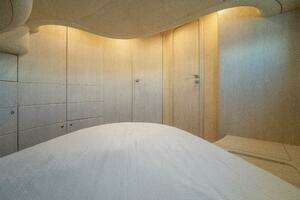 2001 Azimut 46 thumbnail 56