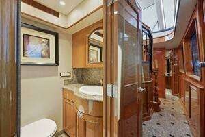 2008 Cheoy Lee 95 Motor Yacht thumbnail 40