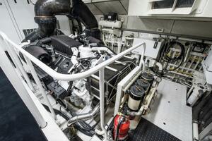 Cheoy Lee 95 FOOTLOOSE - Engine Room