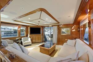 Cheoy Lee 95 FOOTLOOSE - Salon