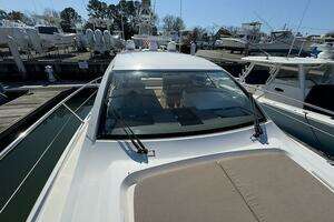 2015 Pursuit SC 365i Sport Coupe thumbnail 52