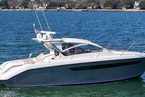 41ft Pursuit Yacht For Sale