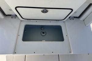 2020 Robalo R272 Center Console thumbnail 21