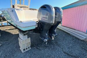 27ft Robalo Yacht For Sale