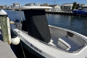 2020 Robalo R272 Center Console thumbnail 25