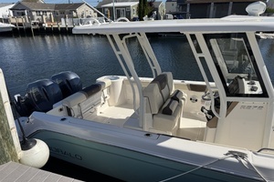 2020 Robalo R272 Center Console thumbnail 5