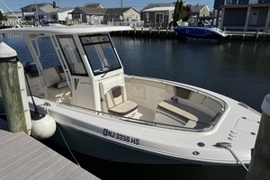 27ft Robalo Yacht For Sale
