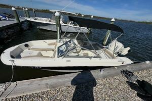 19ft Stingray Yacht For Sale